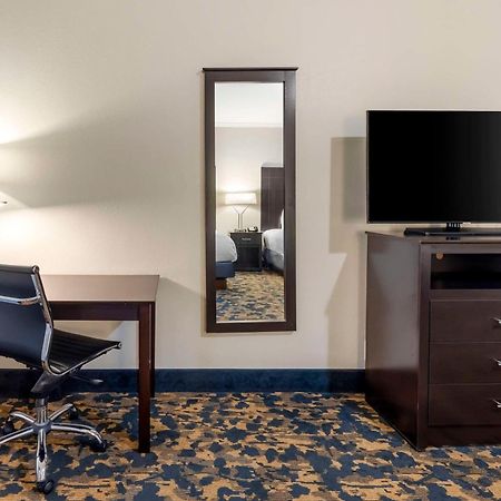 Best Western Brentwood Esterno foto