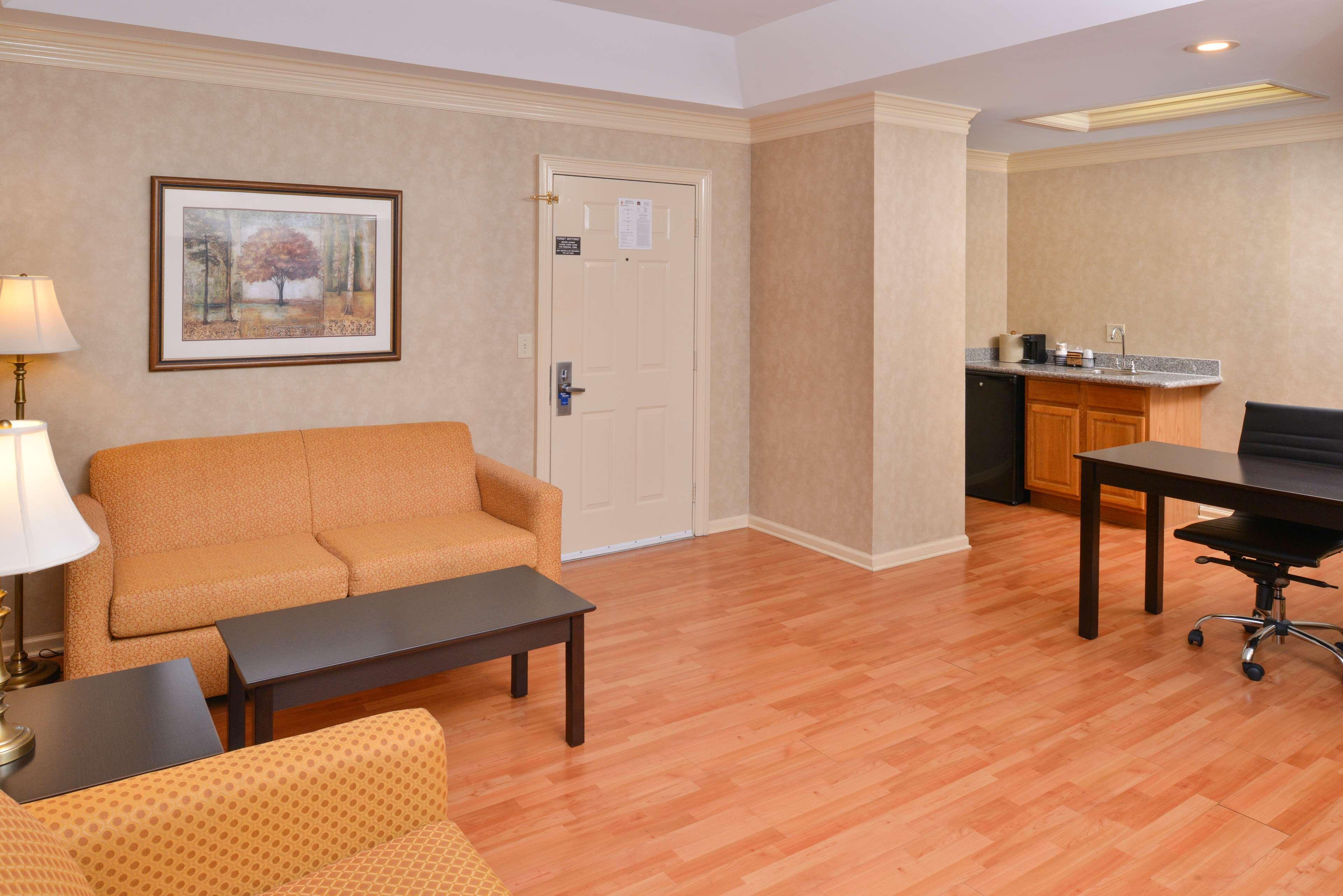 Best Western Brentwood Esterno foto