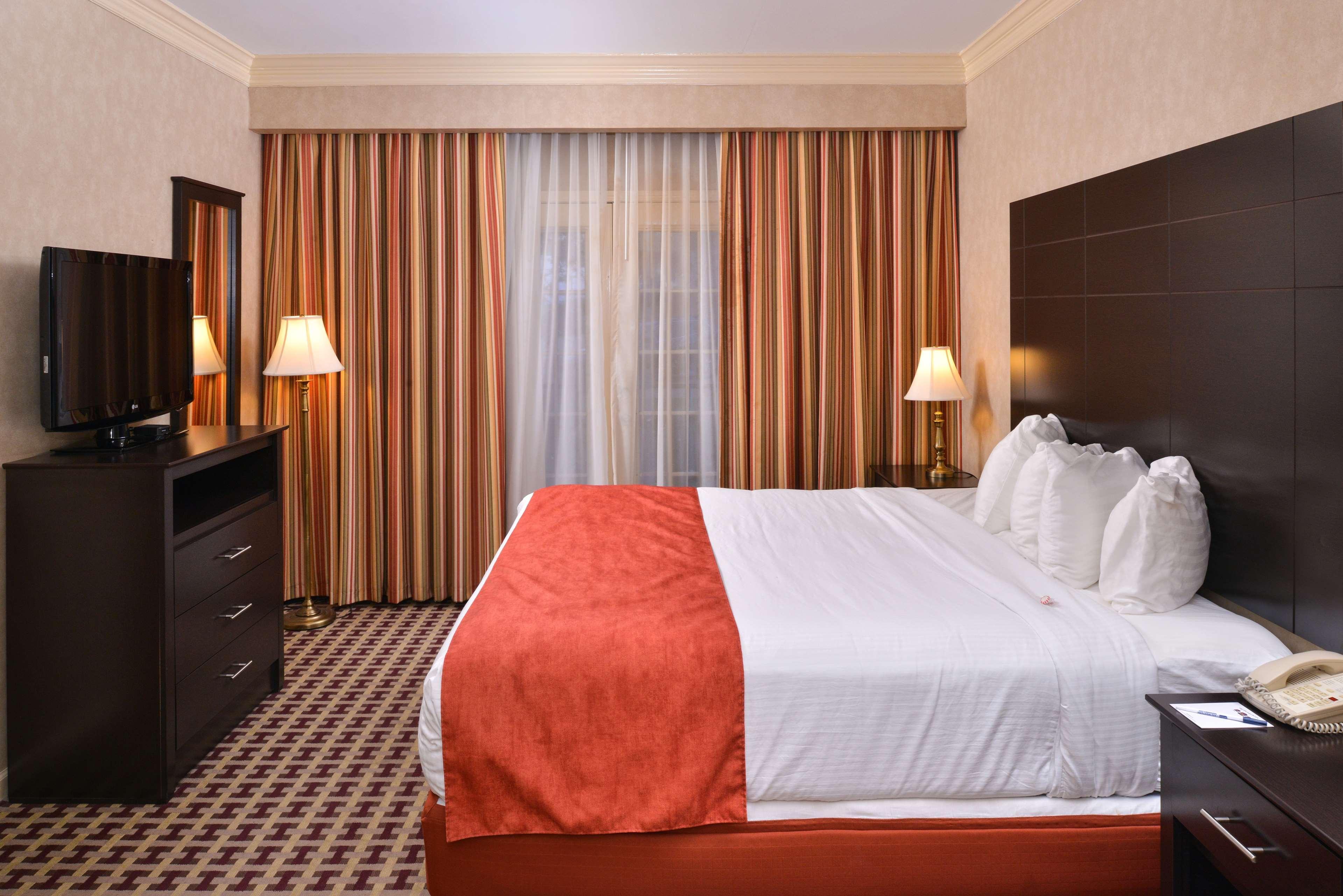 Best Western Brentwood Esterno foto