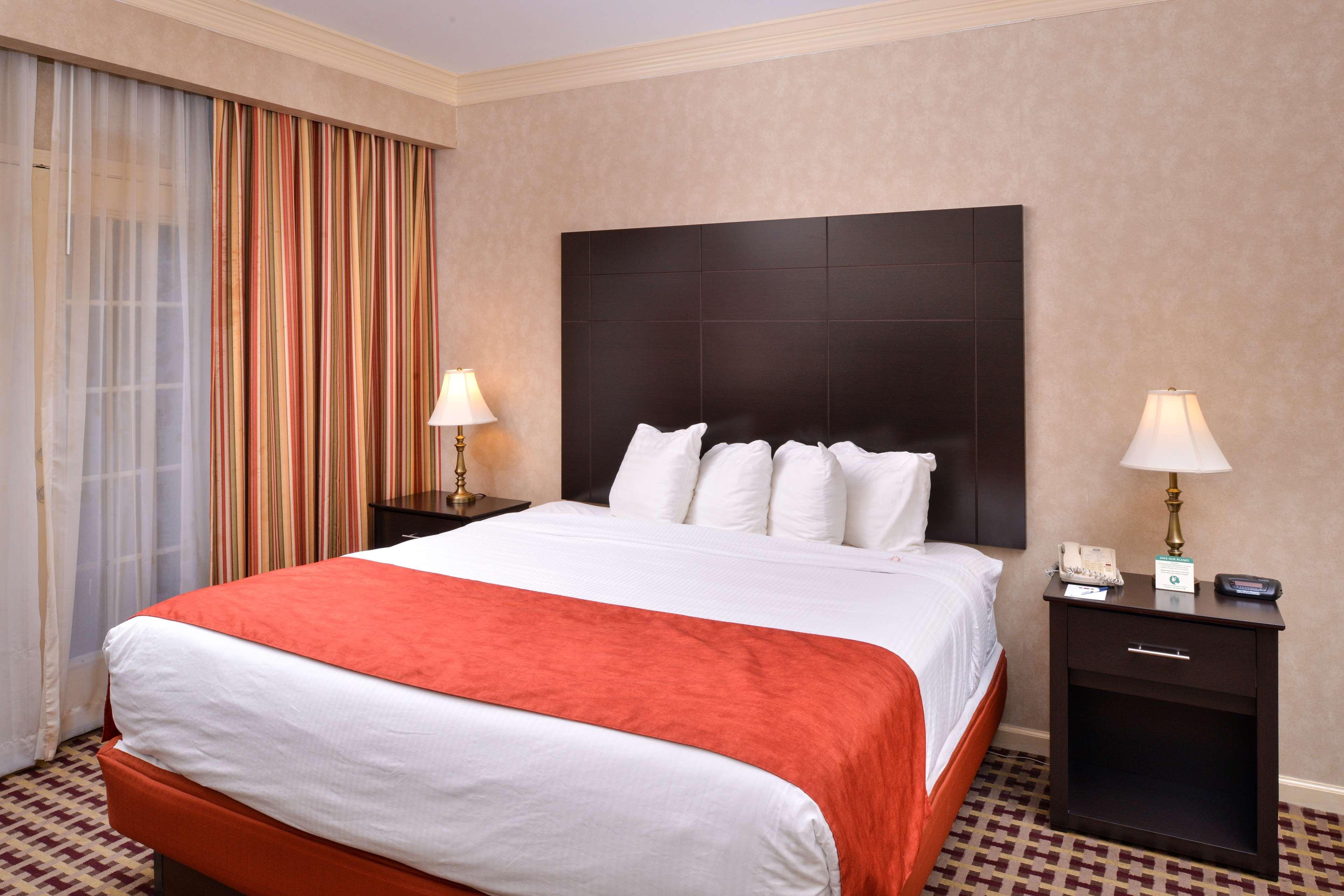 Best Western Brentwood Esterno foto