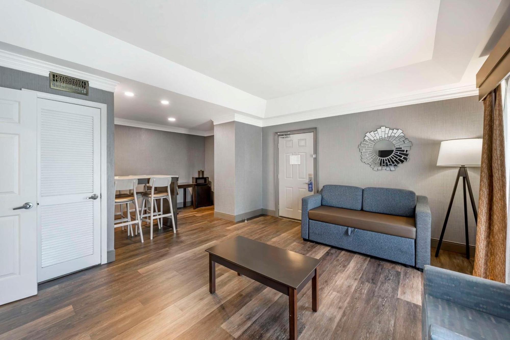 Best Western Brentwood Esterno foto